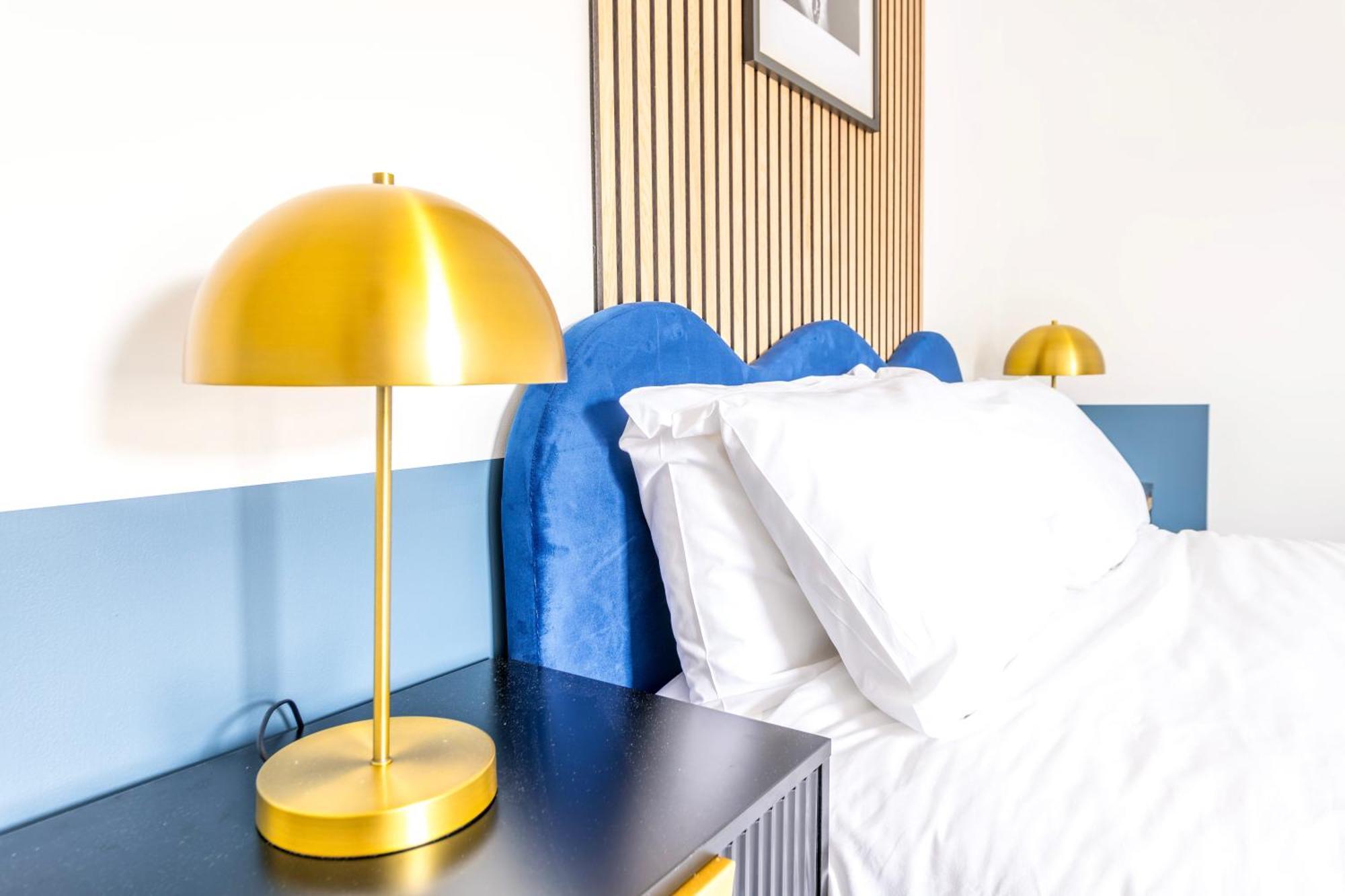 Skyfall With Free Parking For Families & Business By Prescott Apartments Бристол Екстериор снимка
