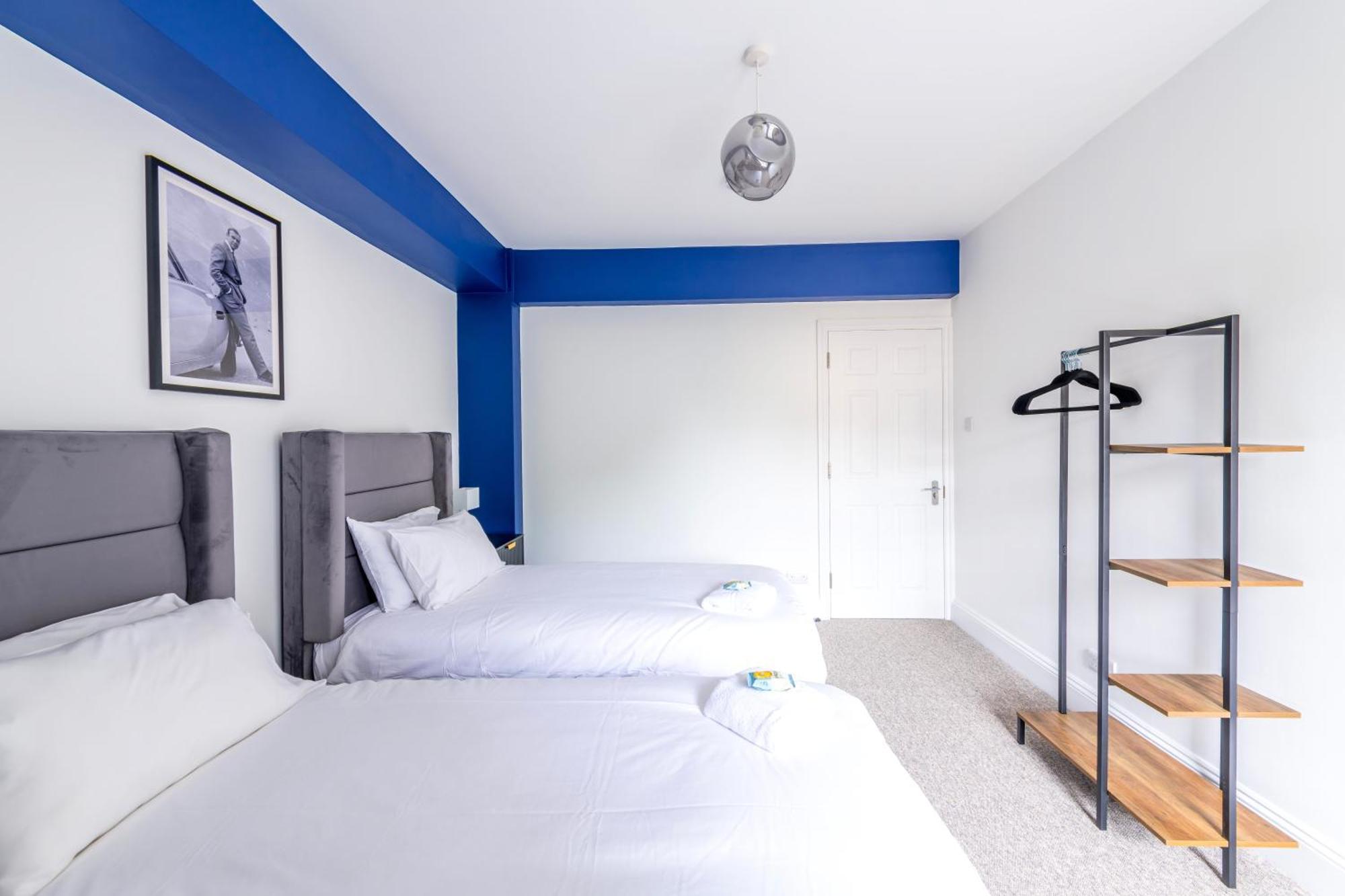 Skyfall With Free Parking For Families & Business By Prescott Apartments Бристол Екстериор снимка