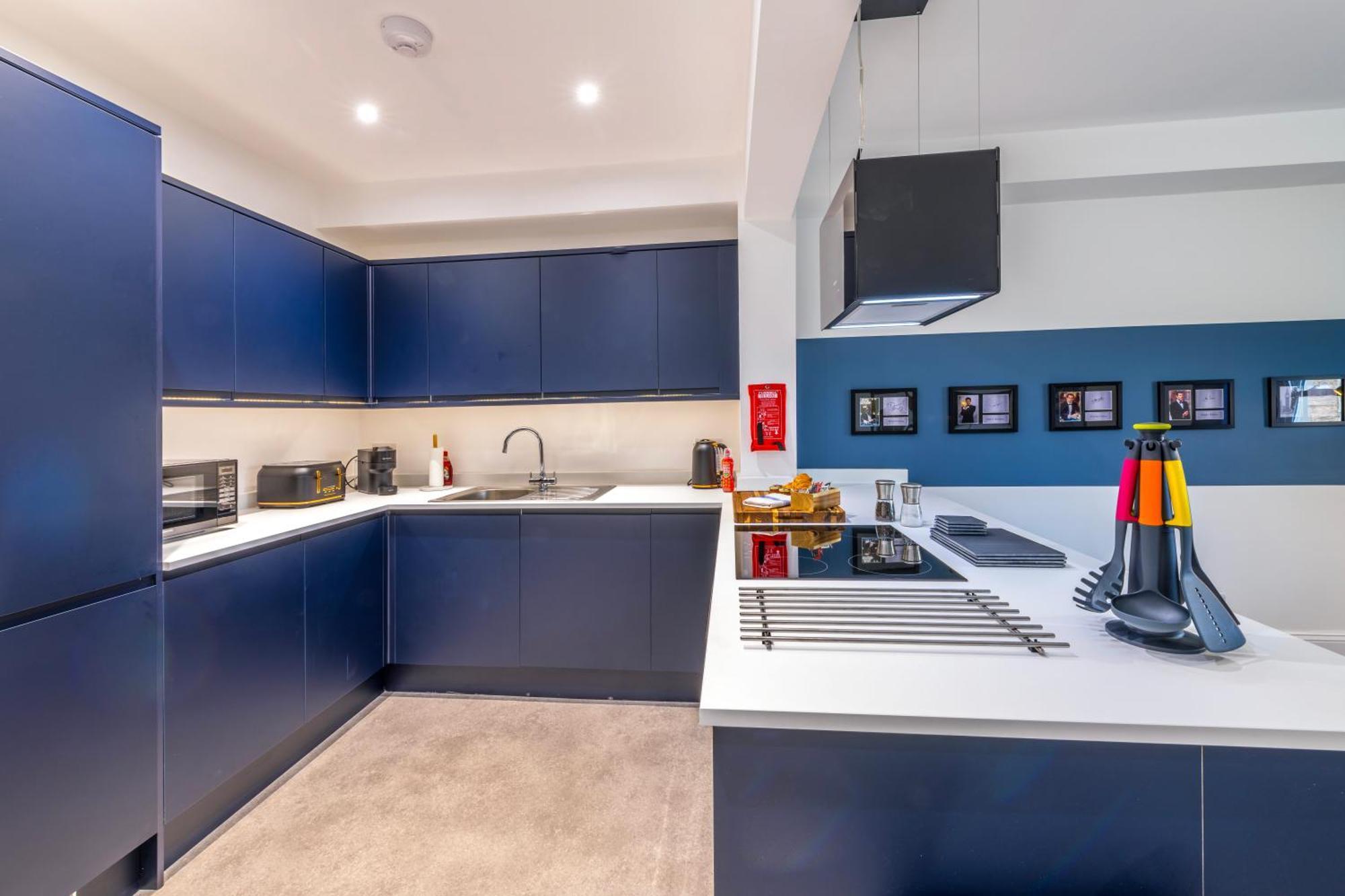 Skyfall With Free Parking For Families & Business By Prescott Apartments Бристол Екстериор снимка